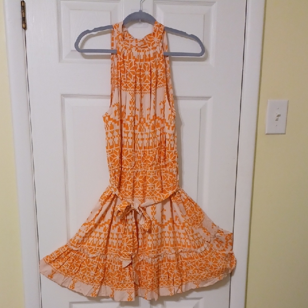 BTFBM sz L, Geometric Print Halter Dress In Apricot And Cream. Ruffled Bottom
